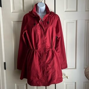 Orvis Women’s Pack-n-Go Rain Jacket, Red, Size M